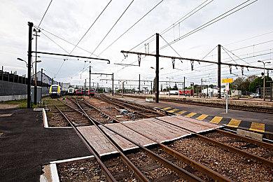 《命运2：邪姬魅影》全新13分钟前瞻视频展示丰富内容